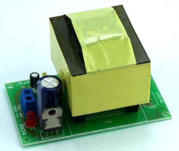 12V 700mA Regulated Linear Power Supply with On Board Transformer (2)