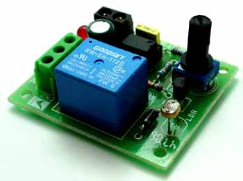 Light Sensitive Switch Using CA3140 (1)